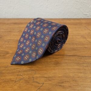 Christian Dior Monsieur Men's 100% Silk Necktie Red & Blue Medallion Tie USA